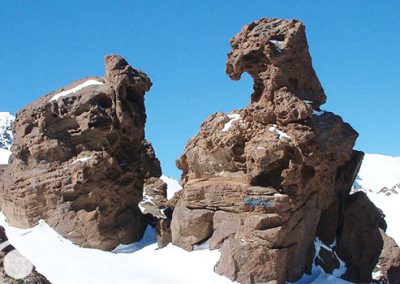 sabalan eagle statue