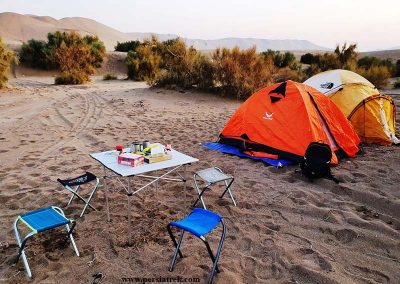 kashan desert trekking
