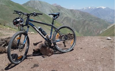 Discover the Beauty of an Iran cycling tours